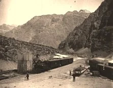 EH02C - Gare dans la montagne