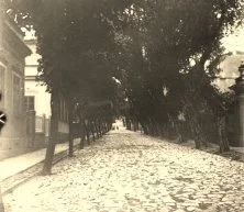 EH03B - La rue Dona Luisa