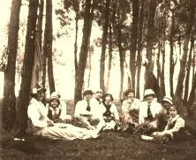 V0403 - Lessay, le groupe sous les pins, 13/9/1915