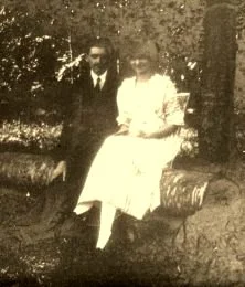 EH04A - Vierville, Simone et Jean Cordelle