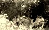 avec des amis, 1923