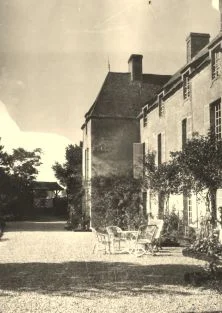 (détails)