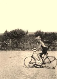 V1066 - Riachuelo, au chalet, Jean Cordelle, 3/1937
