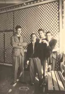 François et Michel et des amis de voyage