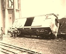 V0127 - Nov.1908 - Déraillement, wagon