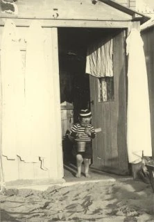 V7108 - A la plage, St.Quay? 1901