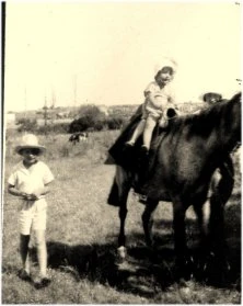 Michel, Jean-Paul, Yves (derrière JPH)