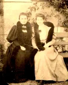 JCT017 - Marguerite et Jeanne,