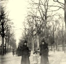 FannyMaillet-Valser, René et Marguerite Maillet, à Reims vers 1898