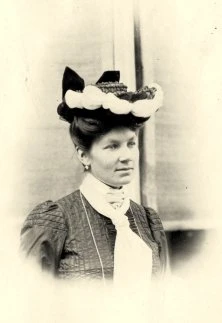 Jeanne Charpentier, vers 1900