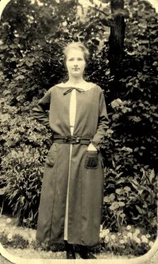 MA09 - Suzanne vers 1925
