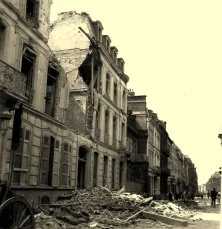La maison d'André Maillet a reçu une bombe le 10 mai 1944, Lille
