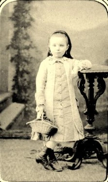 Marguerite Charpentier, enfant, 1879