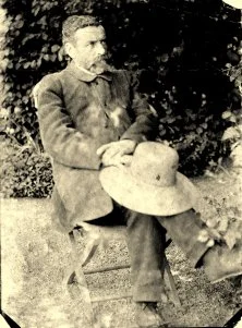 (détails)