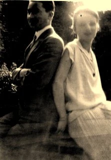 Marcel (?) et Andrée (?), vers 1925