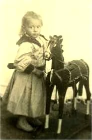 Maurice ROUGIER, enfant, 1895c