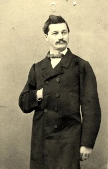 (détails)
