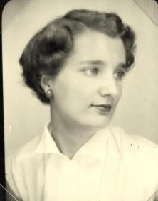 1953, sans ses nattes